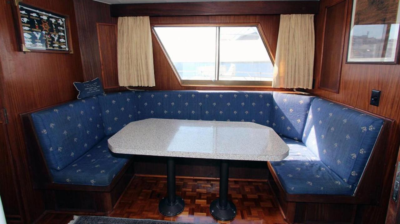 Botel Yacht Our Alissa *